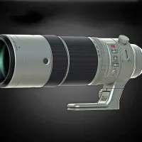 Fujifilmov supertelefoto objektiv 150-600 vas bo popeljal do zvezd 
in nazaj.