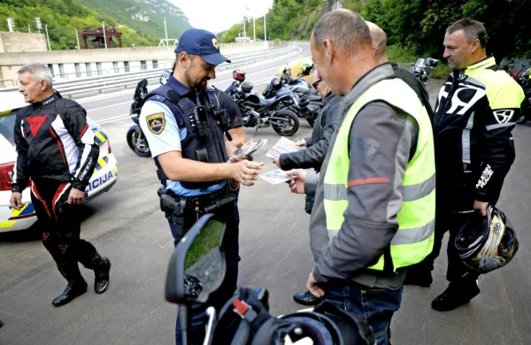 Policisti vseh  enot novogoriške policijske uprave so v prvi polovici  leta  izvedli tudi več  preventivnih  akcij. 