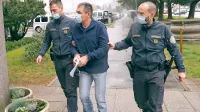 Matijaža  Trampuža  so     spomladi    na   novogoriškem  sodišču   zaradi    
dviga  denarja  z  ukradeno  kartico  obsodili  na  pogojno  kazen,  
oprostili  pa  očitkov,  da  je  iz mesnice  v  Biljah  ukradel  pršute.   