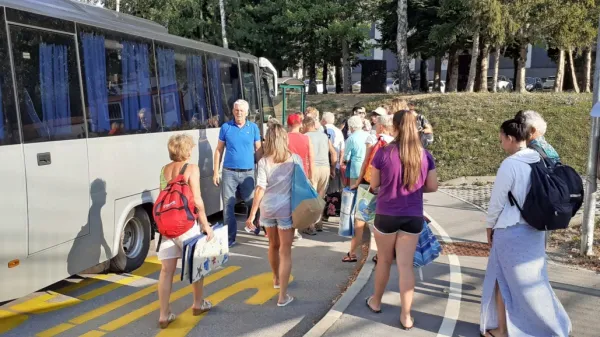 Na kopanje v Mošćeničko Drago se mnogi Bistričani že leta 
odpravijo s kopalnim avtobusom.