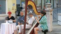 Nedavno so zbirko predstavili v Kopru, na fotografiji Metka Kovač, Jože Hočevar, Jasna 
Čebron in vnukinja Neža Morgan, kasneje je nastopila še pravnukinja Alma Mljač. 