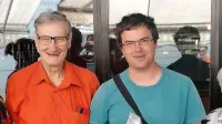 Lučko Lešnik, Zorana Hudalesa, Petra Grbca in Ireno Batista (z leve) povezuje navdušenje nad esperantom.
