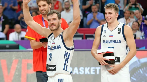 Gorana Dragića in Luko Dončića bi radi gledali vsi, ne le tretjina 
Slovencev, ki ji je to omogočeno.