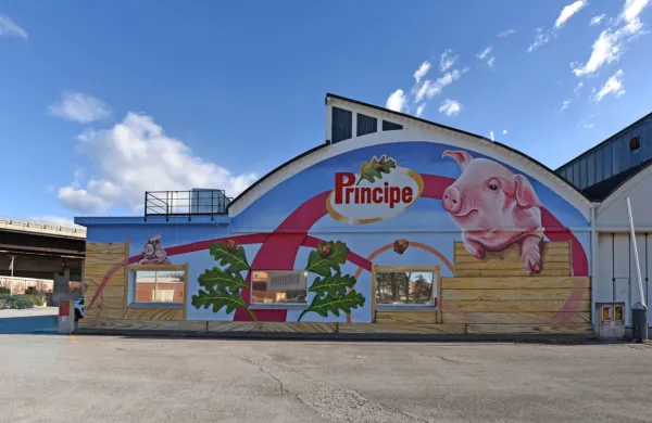 Na tržaškem zelo znana izdelovalka pršutov Principe zapira svoja 
vrata.