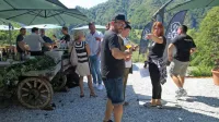 Jože in Nataša Podobnik sta ob mednarodnem dnevu piva s svojo 
pivovarno Zajc 1725 gostila kolege in vse v pivovarski verigi na 
pogovoru o izzivih prihodnosti.