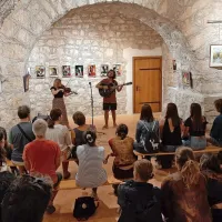 Neulovljivi čudež pobega z umetnostjo