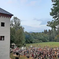 Neulovljivi čudež pobega z umetnostjo
