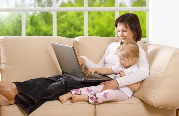 Prijave na računalniški tečaj za poridobitev digitalnega bona za 
starejše od 55 let so se hitro zaklju