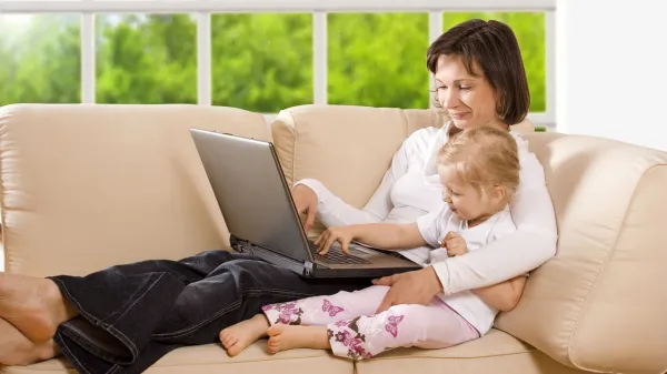 Prijave na računalniški tečaj za poridobitev digitalnega bona za 
starejše od 55 let so se hitro zaklju