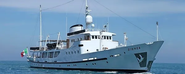 Dionea je danes potniška križarka za prestižne goste.  