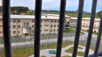 V zaporu na Dobu trenutno kazen 30 let zapora prestaja 13 
zapornikov, vsi so morilci. 