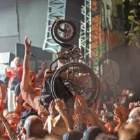 Festival, na katerem z združenimi močmi rajajo vsi. 