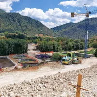 Gradnja tolminske obvoznice se po zaključku festivalov nadaljuje  s polno paro.  