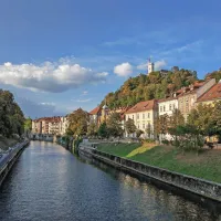 Eden od štirih prednastavljenih zornih kotov, ki jih omogočajo 
kamere Honorjeve čarobne štirice.