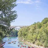 Rafti, kajaki in supi zasedli Sočo