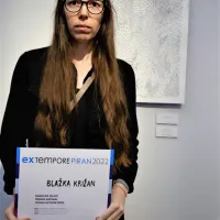 Odkupno nagrado za najboljše delo avtorja, starega do 35 let,  je 
prejela Blažka Križan  za sliko z naslovom Tokovi.