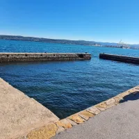 Moleto je zanemarjen in propada