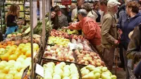 Popisovalci bodo ob 15 skupinah osnovnih živil dodatno  spremljali  še pet skupin živil sezonske narave; tokrat so to paprika, 
čebula, paradižnik, hruške in bučno olje.
