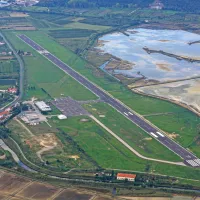 Za 27 odstotkov več potnikov kot lani