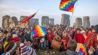 Ob ključnih astronomskih premikih pripravijo v Stonehengu 
praznovanje.
