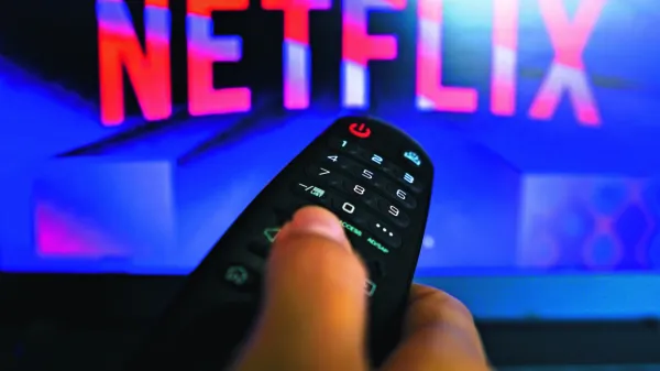 Slovenski gledalci navdušeni gledajo Netflixove, Amazonove ali 
Disneyjeve serije in filme - Američani pa se niti toliko ne potrudijo, 
da bi nam ponudili slovenske podnapise.