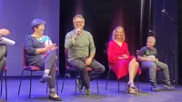 O tipni slikanici za slepe in slabovidne otroke so se pogovarjali (z 
leve): Aksinja Kermauner, Jernej Kuntner in Ina Sulič.  