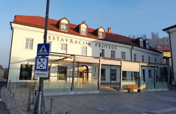 Restavracija Proteus je edina na Postojnskem, ki po koroni ni 
odprla svojih vrat.
