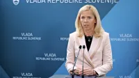 Ministrica za notranje zadeve Tatjana Bobnar
