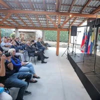 Nova dnevna soba Ankarana z vsebino