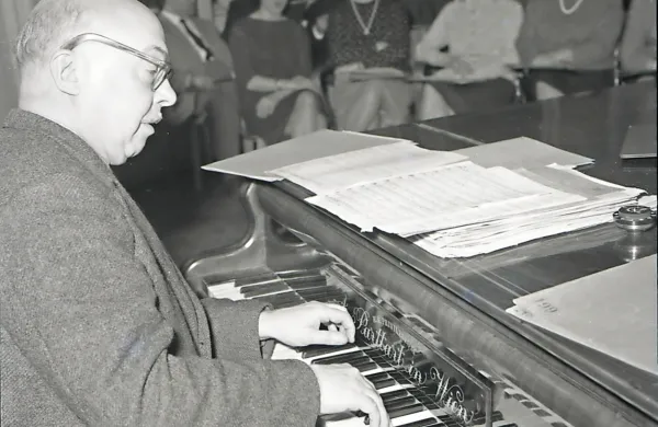 Ubald Vrabec je osebnost, ki je  paradigmatično zaznamovala 
tržaški kulturni prostor v prejšnjem stoletju.
