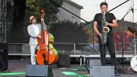  Festival bosta  drevi v Kulturnem domu Nova Gorica odprla koncert  Just Friends Quarteta in pogovor s  kontrabasistom  Nikolo Matošićem. 