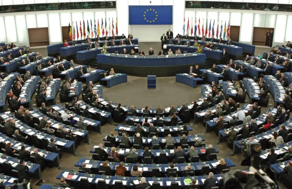 Voditelji so se zavzeli za uvedbo začasnega dinamičnega cenovnega koridorja za transakcije z zemeljskim plinom.