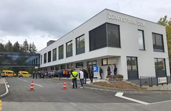 Z novim prizidkom k zdravstvenemu domu so rešili prostorsko stisko, večji izziv bo vanj pritegniti nove zdravnike.