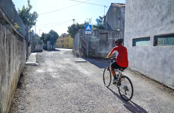 Domačini upajo, da bodo razkopano Cesto na Rižano izkoristili za 
postavitev optičnega omrežja. 