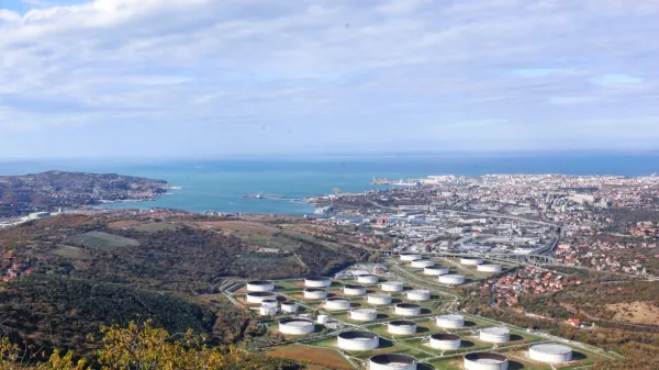 

Kljub spodbudnejšim podatkom nosečnicam  svetujejo, da si 
krajevne ribe privoščijo največ enkrat tedensko.