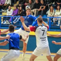 Izolani so boljši od Hrpeljcev