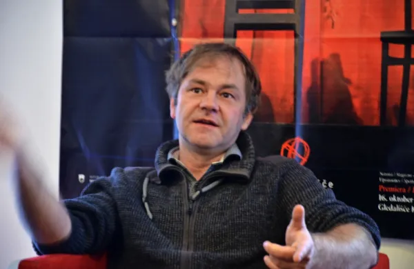 Jure Ivanušič bo s svojim Kabaretom in vsestranskim talentom 
očaral goriške abonente SSG.