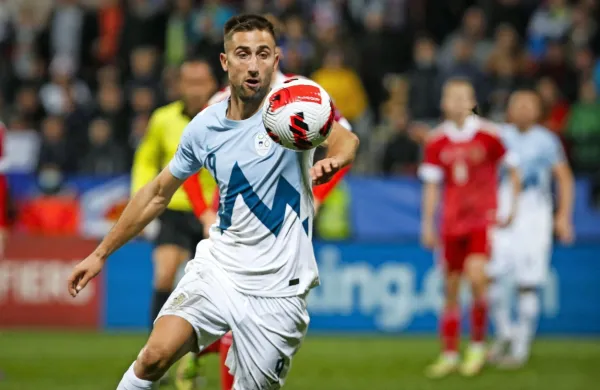 Andraž Šporar si želi reprezentančno leto 2022 končati z dvema 
zmagama.