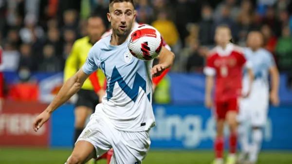 Andraž Šporar si želi reprezentančno leto 2022 končati z dvema 
zmagama.