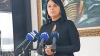 Rozana  Šuštar je  pred  dvema  tednoma    očitke   ostro  zavrnila  in 
napovedala več  tožb.  