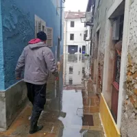 Izola