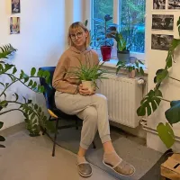 27-letna koprčanka Veronika Kocjančič se je z zbiranjem in vzgojo 
sobnih rastlin začela ukvarjati med epidemijo.    