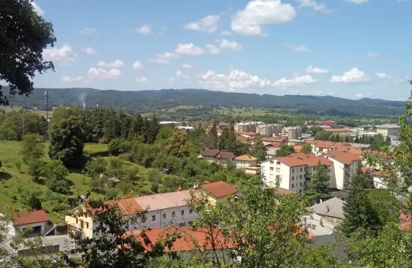 Pred drugim krogom lokalnih volitev v Ilirski Bistrici napetost narašča.