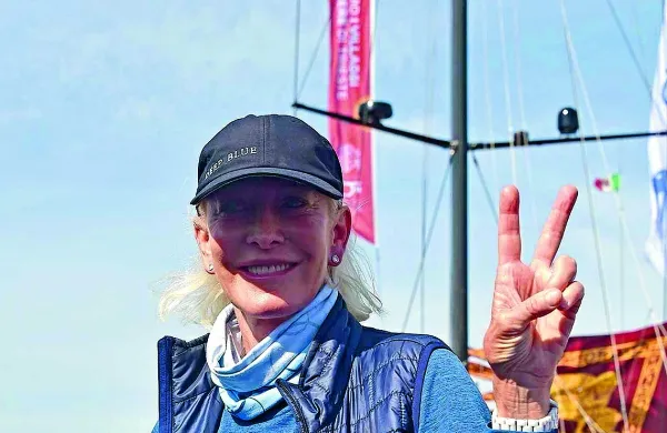 Zmagovalka letošnje Barkolane Wendy Schmidt je darovala 
100.000 dolarjev za izobraževalne in druge dejavnosti v miramarskem morskem rezervatu.