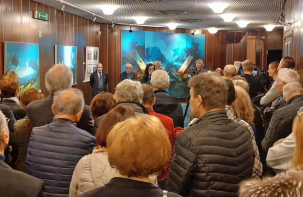  Otvoritev razstave je v  Kulturni dom Gorica pritegnila veliko 
obiskovalcev. 