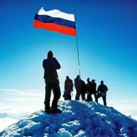 Ob razglasitvi slovenske osamosvojitve je Joco Žnidaršič na Triglavu ovekovečil našo trobojnico - zvezda je že odpadla, grb  še ni prišel. 
