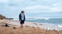 Mlada Loti Kovačič je v celovečernem prvencu Sare Kern ustvarila 
zelo pristno vlogo desetletne deklice, ki po smrti matere skuša 
družino ponovno postaviti na noge.