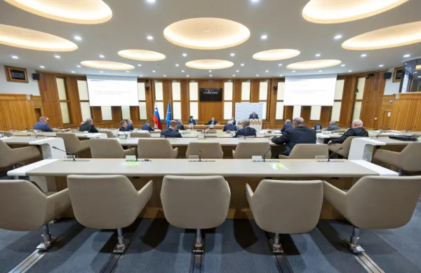 O ukinitvi državnega sveta je politika že večkrat razpravljala, a 
nikoli ni dosegla dvotretjinske večine za spremembo ustave.