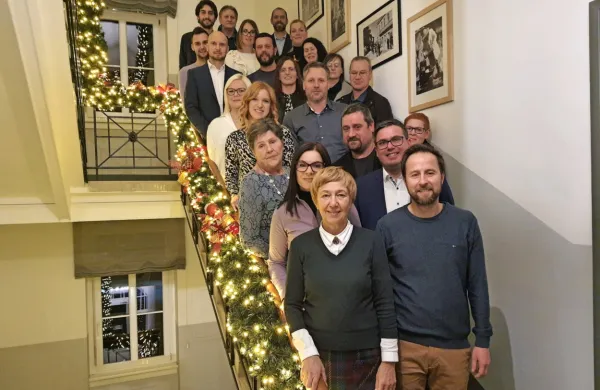 Gregor Kovačič  na čelo občine stopa s  trdno koalicijo 17 občinskih 
svetnikov in svetnic iz štirih list in strank. 