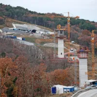 Marca prihodnje leto vendarle konec motečega miniranja